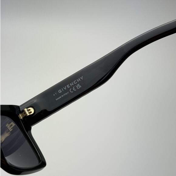 BRAND NEW Givenchy Sunglasses GV40076I 01A Black Women main image 6